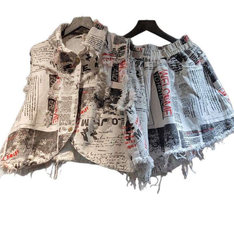 Shorts Denim Frayed - Şık Kadın Gazeteler Mektuplar Baskılı Saçaklı