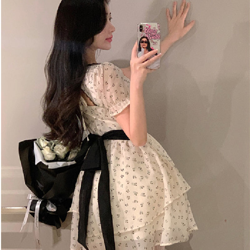 Zarif Retro Çiçekli Yaz Elbise - Midi Skirt Floral incelemesi ve fiyatı